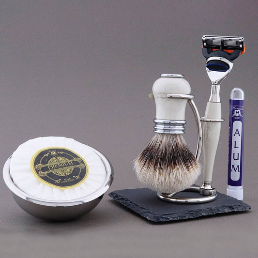 Haryali's Victoria Range Shaving Kit